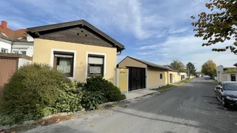 Expose Einfamilienhaus mit Doppelgarage und Nebengebäude zu verkaufen