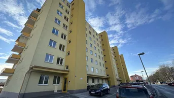 Expose ERSTEBEZUG nach hochwertiger Komplettsanierung - Eigentumswohnung mit Loggia und traumhaftem Fernblick zu verkaufen