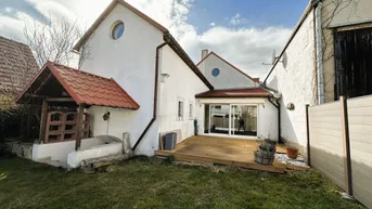Expose außergewöhnliche Liegenschaft - umgebauter Stadl im loftähnlichen Stil mit Pool zu verkaufen