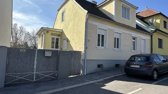 Expose stilvolles Einfamilienhaus mit Carport und schönem Garten zu verkaufen