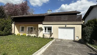 Expose Bungalow mit ausbaufähigem Dachgeschoss und Garage in schöner Lage zu verkaufen