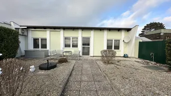 Expose große UFERPARZELLE – renoviertes Seehaus mit traumhaftem breiten Uferbereich und Doppelgarage auf Pachtgrund zu verkaufen