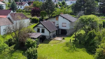 Expose Wohnhaus mit ca. 3.000 m² großem Grundstück und Obstgarten zu verkaufen