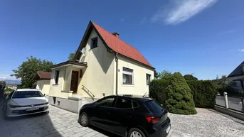 Expose gepflegtes, kleines Wohnhaus mit Pool und Nebengebäude - auch für Anleger interessant