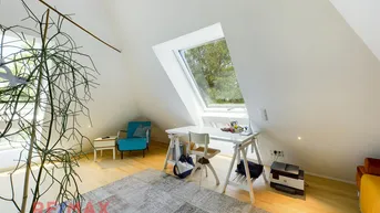 Expose Ästhetische Villa am Stadtrand mit Park
