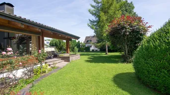 Expose EINDRUCKSVOLLES ANWESEN IN VORTREFFLICHER LAGE