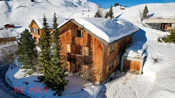 Expose Einzigartiges Zuhause am Arlberg: Stilvolles Haus mit Schneegarantie