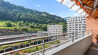 Expose Großzügige 4-Zimmer-Wohnung mit 2 Balkonen in zentraler Lage