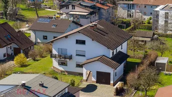 Expose Zweiparteienhaus in Lauteracher Toplage mit fast 1.000m² Grundstück