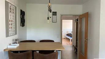 Expose 2-Zimmer-Wohnung mit PKW-Stellplatz