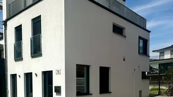 Expose Stilvolles Stadtleben: Moderne Doppelhaushälfte in Salzburg