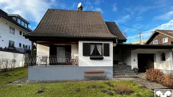 Expose Einfamilienhaus mit großem Garten in Sam