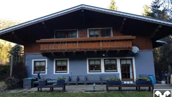 Expose Einfamilienhaus mit großem Garten