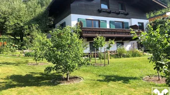 Expose Wohnhaus mit Garten und traumhafter Bergkulisse