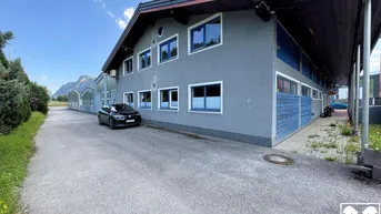 Expose Großzügige Bürofläche mit optionaler Lagerfläche