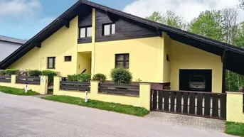 Expose Gepflegtes Einfamilienhaus mit ca. 4000 m² Grundstück, teils bewaldet, in bester Wohnlage von Gloggnitz-Enzenreith