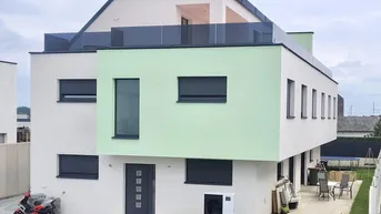 Expose 2280 Glinzendorf - Traumhaus mit wunderschöner 40 m² großer Dachterrasse