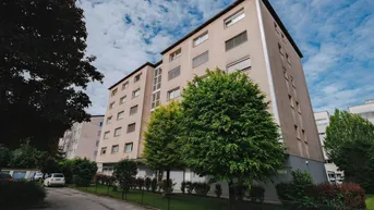 Expose TOP LAGE HERRNAU - ERSTBEZUG NACH SANIERUNG 12772!