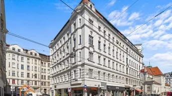 Expose MODERNISIERTE GROSSBÜRGERLICHE ALTBAUWOHNUNG IN STÄDTISCHER BESTLAGE