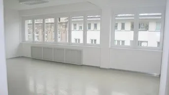 Expose *** BÜROHAUS MIT RIESIGER DACHTERRASSE***