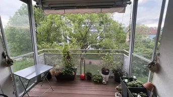 Expose NEUWERTIGE 4 ZIMMER WOHNUNG MIT LOGGIA UND GARAGE IN GRÜNRUHELAGE - IHR NEUES ZUHAUSE WARTET!