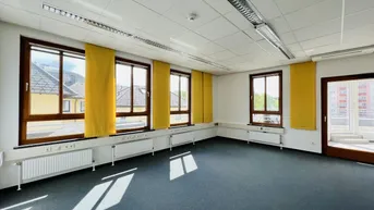 Expose + + + NÄHE TRAISENPARK + + + Funktionale Bürofläche ca. 235 m² mit TERRASSE und Wintergarten + + +