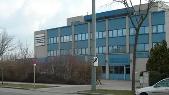 Expose +++ FUNKTIONALES BÜROHAUS + + + INZERSDORF + + +