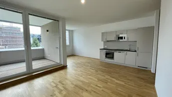 Expose 2 ZIMMER WOHNUNG | HERRLICHER BALKON | HAUPTBAHNHOF FUSSLÄUFIG ERREICHBAR | AB SEPTEMBER
