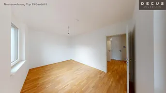 Expose 2 ZIMMER | ZENTRALER WOHNKOMFORT | MIT BALKON | IHR NEUES ZUHAUSE IM KARMELITERHOF AB OKTOBER