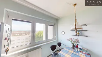 Expose 2-ZIMMER WOHNUNG | LOGGIA MIT PANORAMABLICK | RUHIGE LAGE | MODERNISIERTES WOHNHAUS