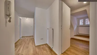 Expose | TRAUMHAFTE 3 ZIMMER WOHNUNG IM DACHGESCHOSS | TOP SANIERT | ZENTRALE LAGE