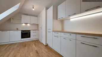 Expose | WUNDERSCHÖNE DACHGESCHOSSWOHNUNG IM HERZEN VON GRAZ | 3 ZIMMER | NÄHE KUNSTHAUS &amp; MARIAHILFERPLATZ