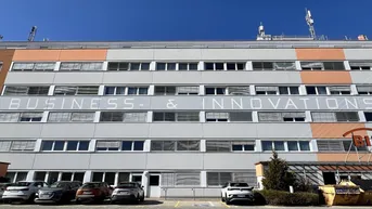 Expose + + + BIZ St. Pölten + + + BUSINESS und INNOVATIONSZENTRUM + + + E-Ladestationen vor Ort