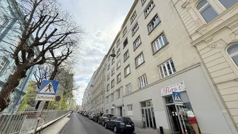 Expose | 4 ZIMMER | LOGGIA | MIT EINBAUKÜCHE | NAHE TAUBSTUMMENGASSE | AB JUNI