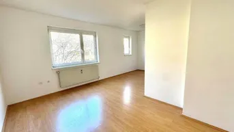 Expose | HELLES &amp; SONNIGES 1-ZIMMER-APARTMENT | 2. OBERGESCHOSSS | IHR NEUES ZUHAUSE | IM GRÜNEN UND DOCH IN DER STADT