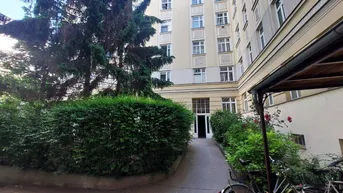 Expose SANIERUNGSBEDÜRFTIGE WOHNUNG BEIM RHEUMANPLATZ| | U1 TOPLAGE | HELLE 2 ZIMMER | 38 m² | STILHAUS |