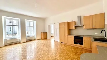 Expose | GERÄUMIGE 4- ZIMMER-WOHNUNG | WG - TAUGLICH | CA. 120m² | 1. OG | HELL &amp; GEMÜTLICH | NÄHE KUNSTHAUS | TOP LAGE | SEHR ZENTRAL