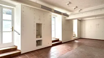 Expose + + + SCHLOSS HETZENDORF + + + ehemalige Druckerei + + +