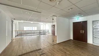 Expose + + + EG + 1.OG Bürofläche über 2 Ebenen + + + nahe VOTIVKIRCHE + + +