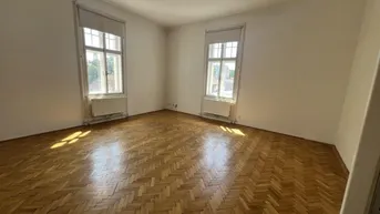 Expose Herrschaftliche Altbauwohnung in schönem Stilhaus unbefristet zu vermieten