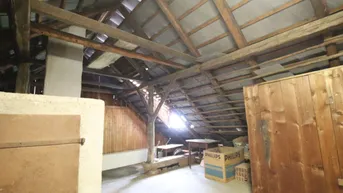 Expose Altes Bauernhaus mit 9.782m² Grund und traumhafter Aussicht - Klagenfurt Land
