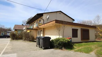 Expose Wohn- und Geschäftshaus in Keutschach-Höflein mit 1.892m² Grundstück und 3 XXL-Garagen Nähe Rauschelesee mit vielen Verwendungsmöglichkeiten!