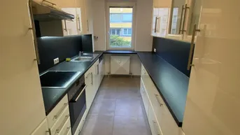 Expose Sehr gepflegte 4 Zimmer Loggia-Wohnung in ruhiger Lage des 4. Bezirks