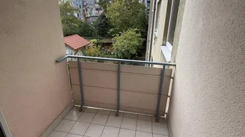 Expose Gepflegte 2 Zimmer Wohnung mit Balkon