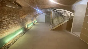Expose Fitnessbereich / Sauna mit Dusche,... in sehr gutem Zustand, gleich beim Rennweg