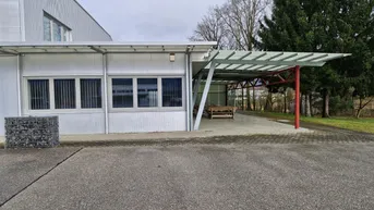 Expose Büroräume mit Lagerfläche, Terrasse und Parkplätzen!