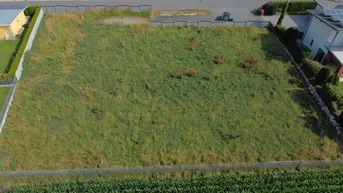 Expose Sonniges Baugrundstück für Doppelhaus ohne Bauverpflichtung!