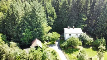 Expose Ein- oder 2 Familienhaus in toller Lage