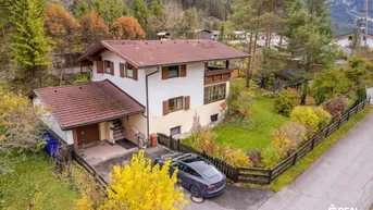 Expose Großes Einfamilienhaus mit sonnigem Garten inkl. Swimmingpool und separatem Baugrund in der Gemeinde Scharnitz zu verkaufen