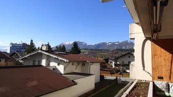 Expose Sanierte 4-Zimmer Wohnung in sonniger Lage mit großzügigem Balkon
